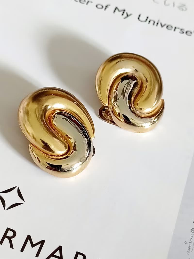 vintage jewelry  耀眼金色相擁 夾式耳環