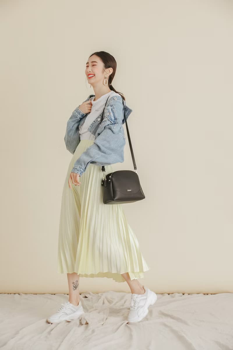 ANNA DOLLY三層貝殼包 斜背包 側肩包 米白色