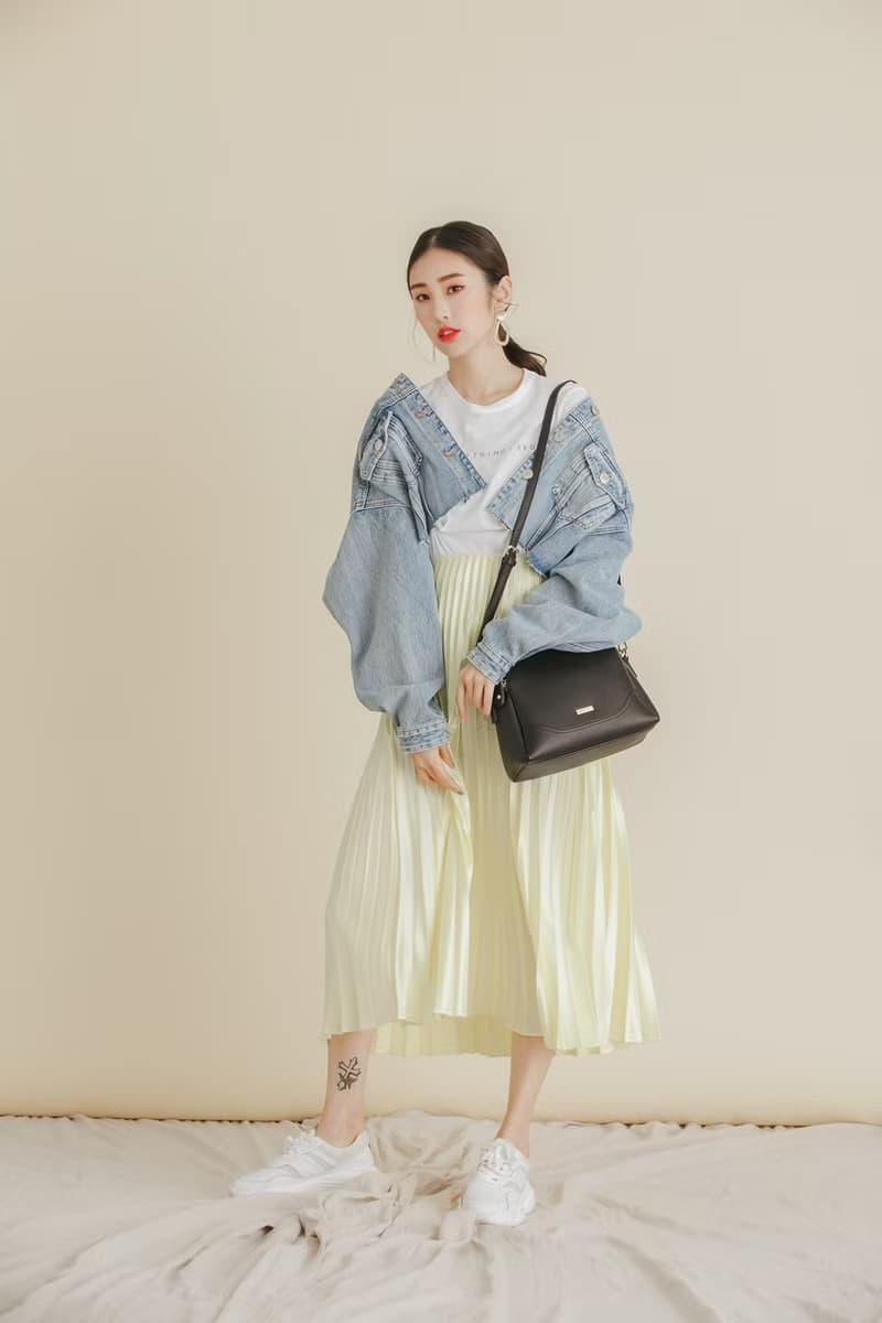 ANNA DOLLY三層貝殼包 斜背包 側肩包 米白色