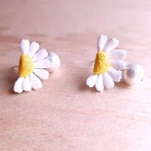 半朵雛菊 純銀耳環/耳夾