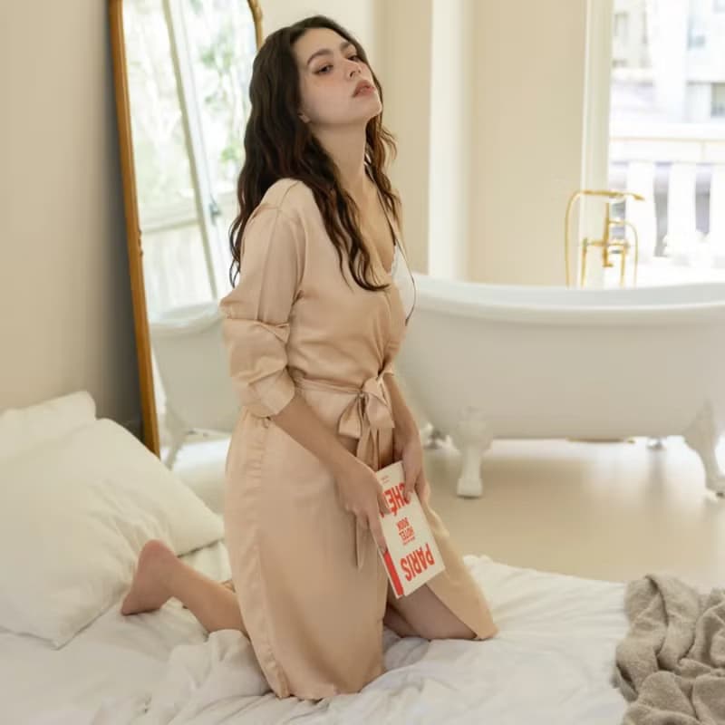 奢光緞面優雅新娘綁帶睡袍-古銅棕 可電繡