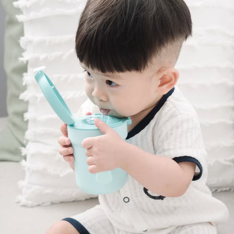 Soufflé 吸管型抗菌不鏽鋼學習杯 | 首創採用304L不鏽鋼