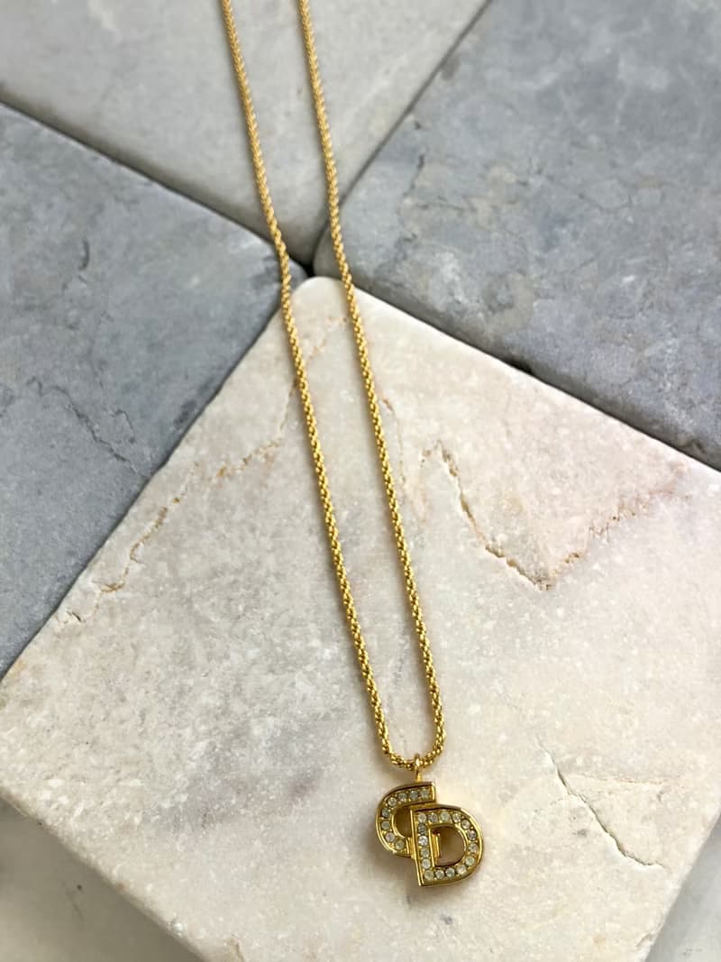 【 日本直送　名牌中古包 】Christian Dior クリスチャン ディオール ネックレス ゴールド CD ラインストーン vintage  hk42f6