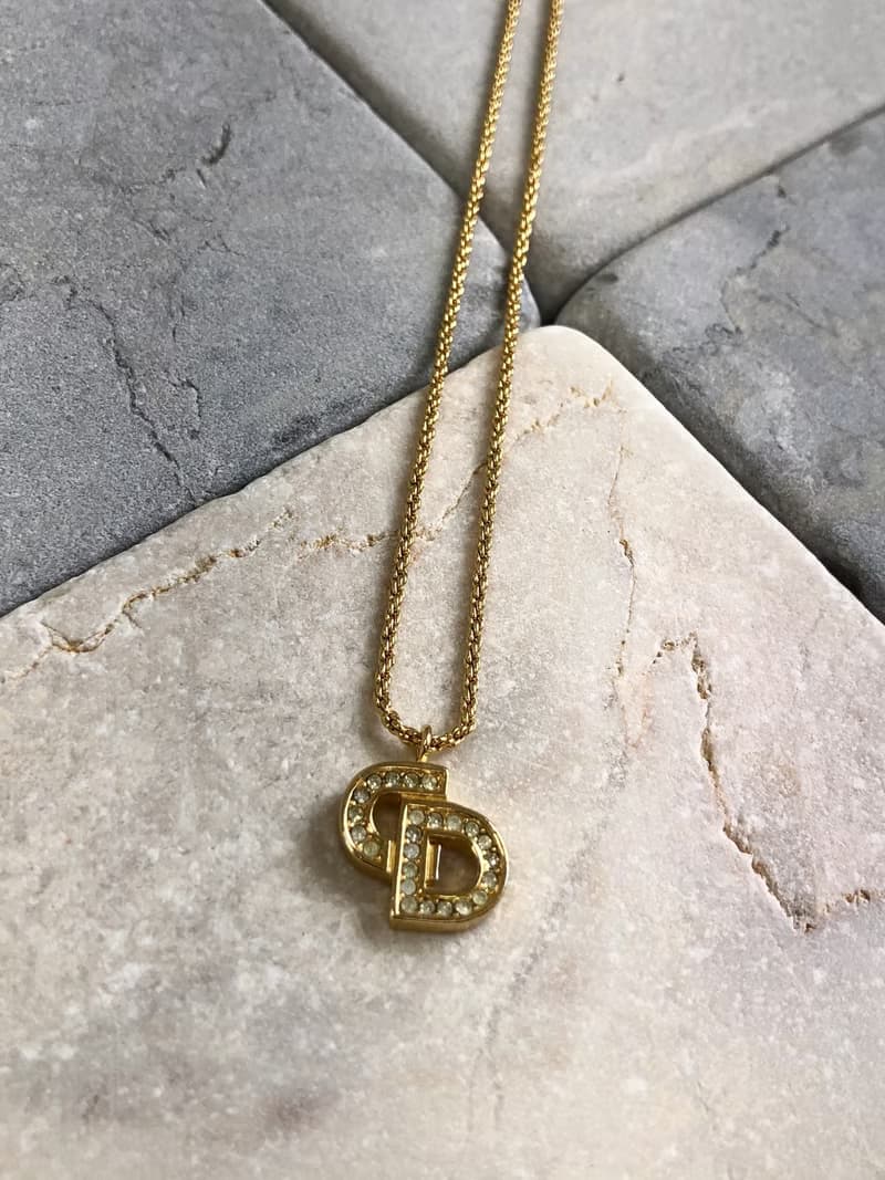 【 日本直送　名牌中古包 】Christian Dior クリスチャン ディオール ネックレス ゴールド CD ラインストーン vintage  hk42f6