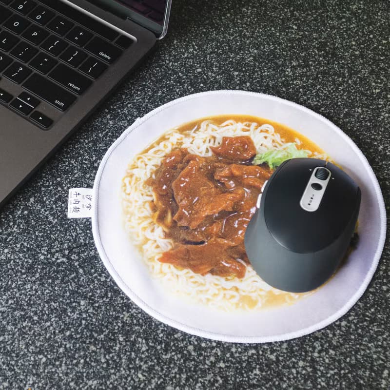 JS023~ 沙嗲牛肉麵毛巾Mouse Pad
