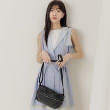 supportingrole 真皮當代風格優雅肩側背包 黑
