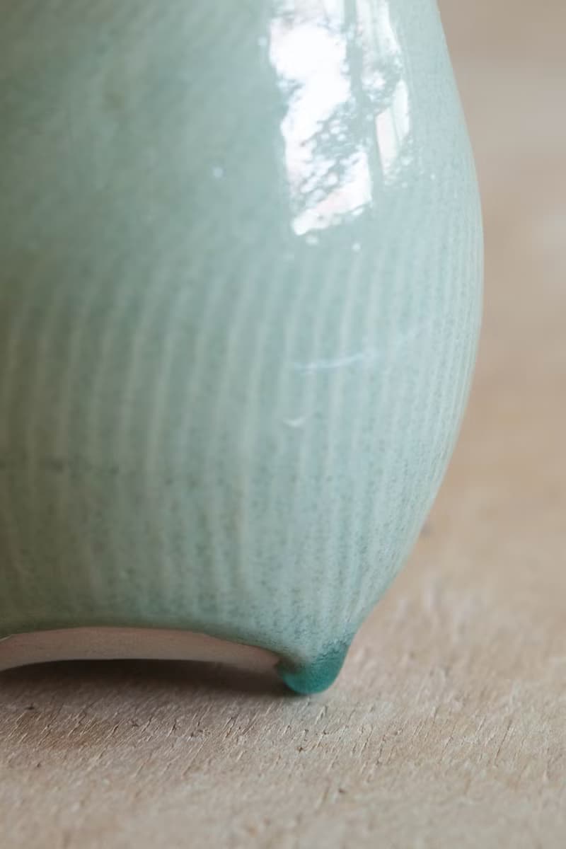 青瓷握杯