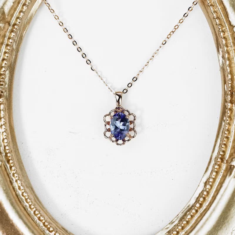 【PurpleMay Jewellery】純18K黃金鑲嵌坦桑石復古花卉吊墜-P065