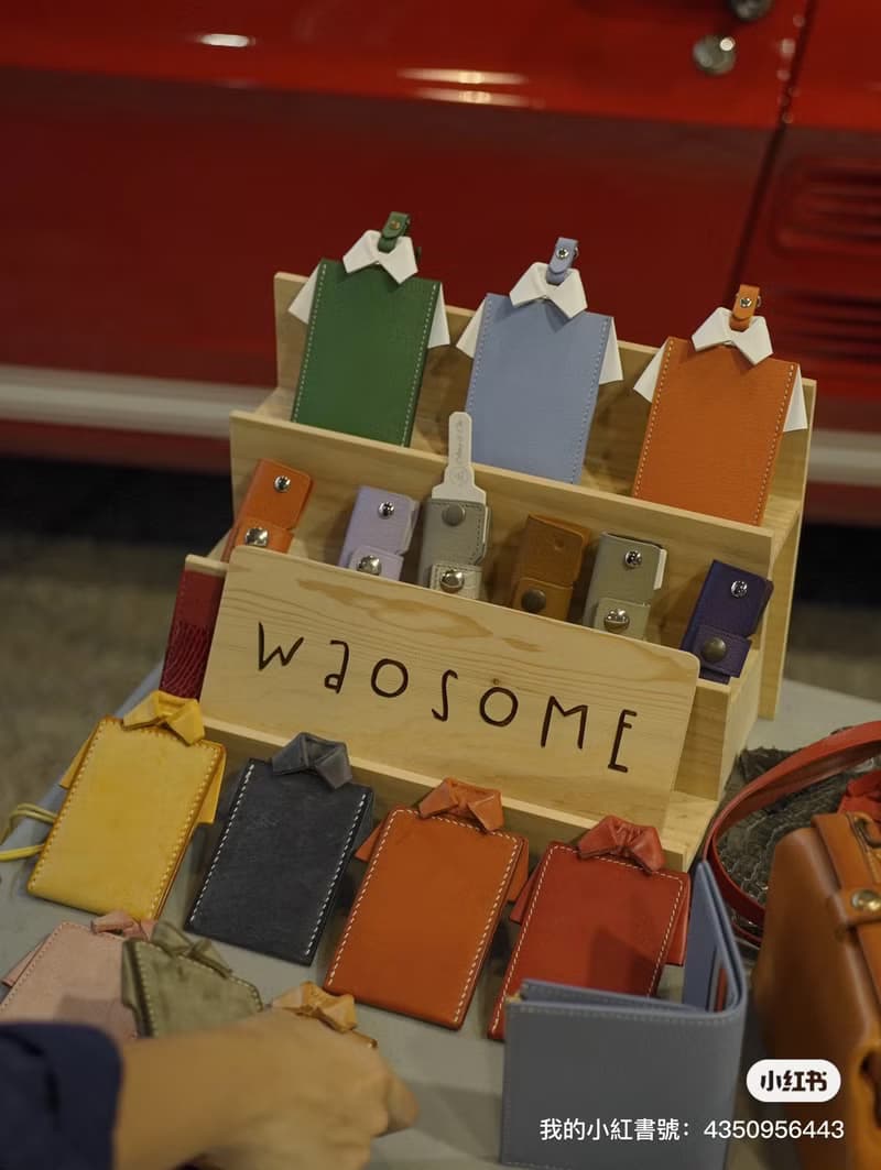 MOOS X WASOME ORIGAMI 證件套法國山羊粉紅色白色