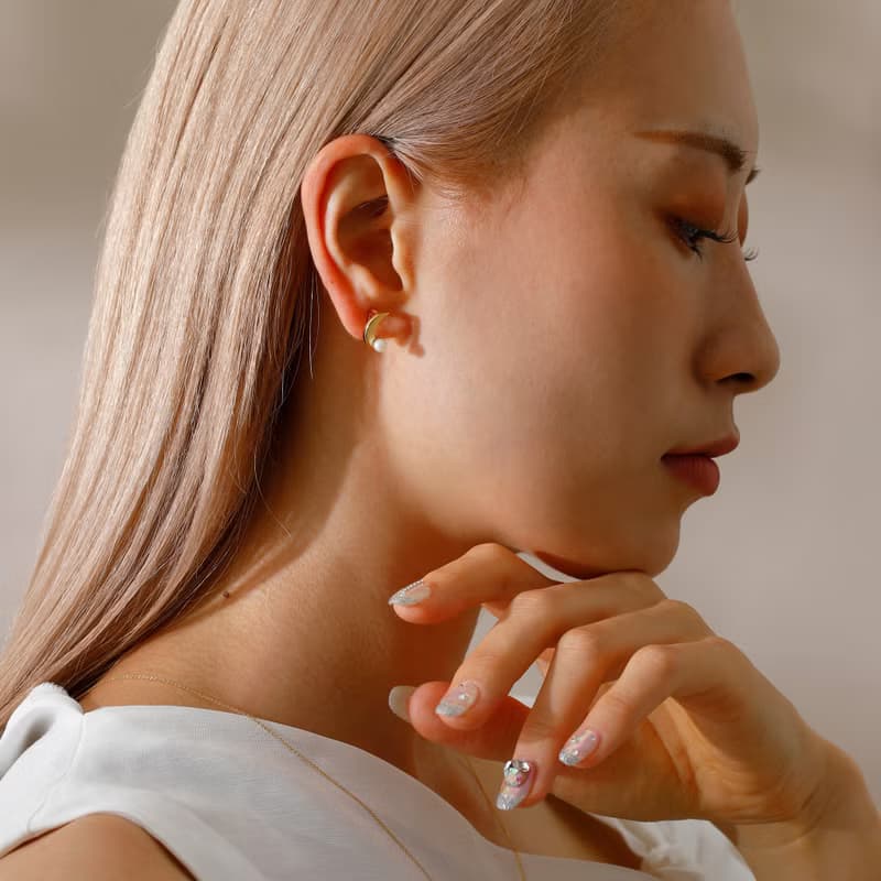 【Pinkoi限定商品】luna loop-fit earring GD　ループフィットイヤリング　月　三日月　パール　ゴールド