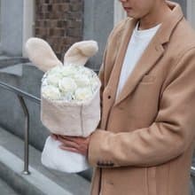【限到店自取 】毛呢兔兔鮮花花束 | 熱銷限量款_二色選擇 情人節