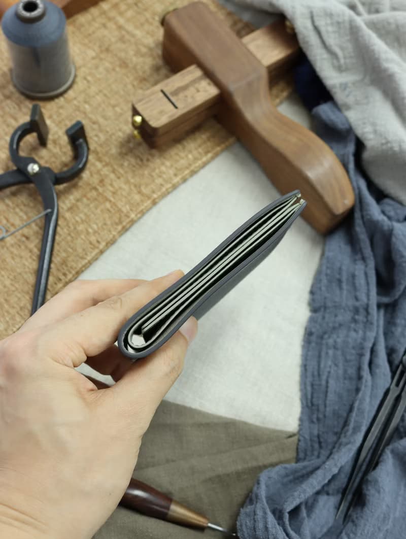 法國山羊皮2024新款薄身短銀包 短夾 錢包 錢夾 皮夾