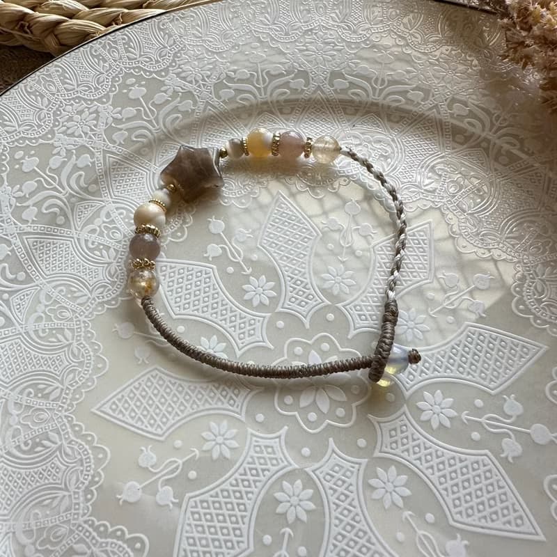 奶茶色系骨幹石星星編織手鍊