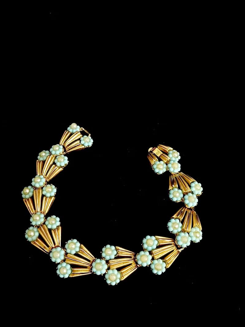 vintage jewelry  Crown Trifari 典雅小藍花 手鍊