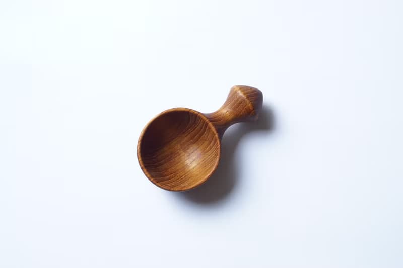 木のスパイススプーン, チーク