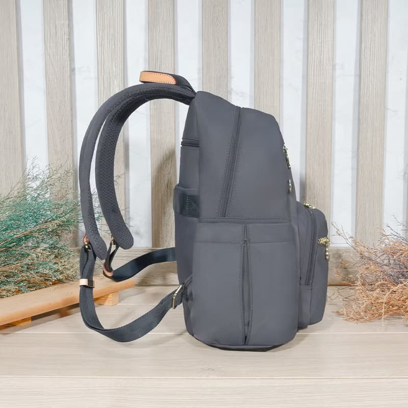 必buy寬側袋旅行休閒後背包03531(莫蘭迪灰)