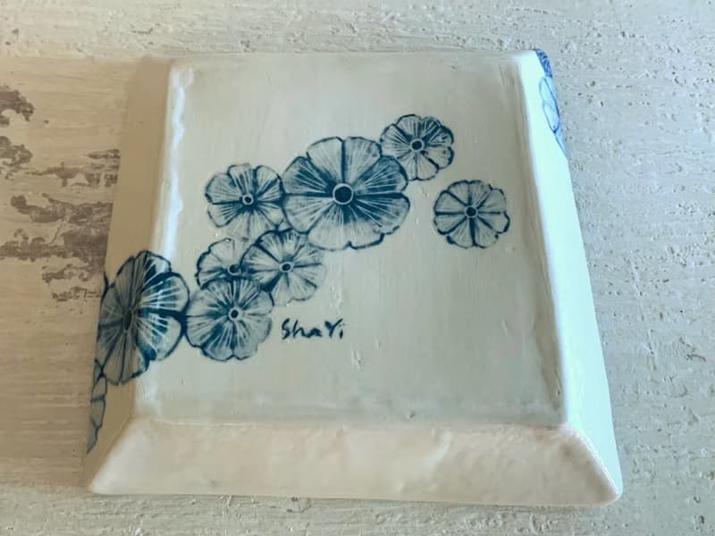 典雅藍花陶製方盤_陶器餐盤