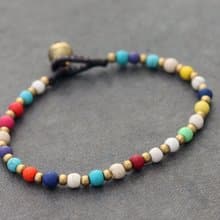  五顏六色的糖果石生動的顏色黃銅手鍊基本的彩虹手鐲