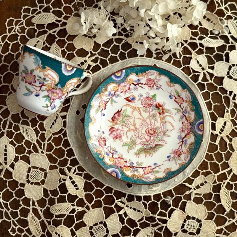 50439-絕美法國古董Sarreguemines Minton 215 手繪咖啡杯與杯托