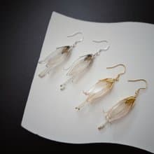 白金之星 銀 花朵垂墜式樹脂耳環