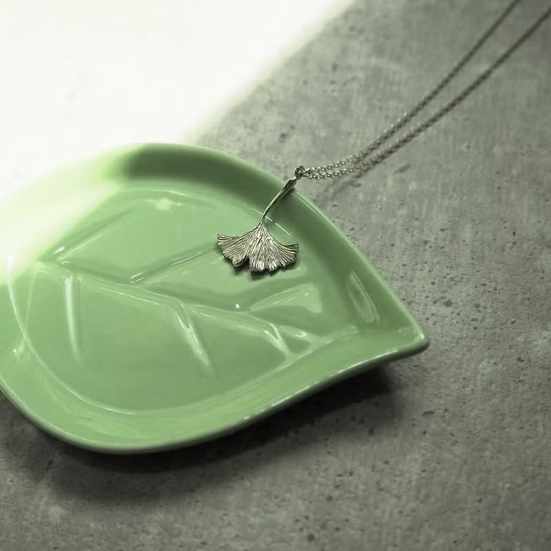 ginkgo necklace_銀杏項鍊 禮物推薦 女朋友 葉子 植物 秋天 情人