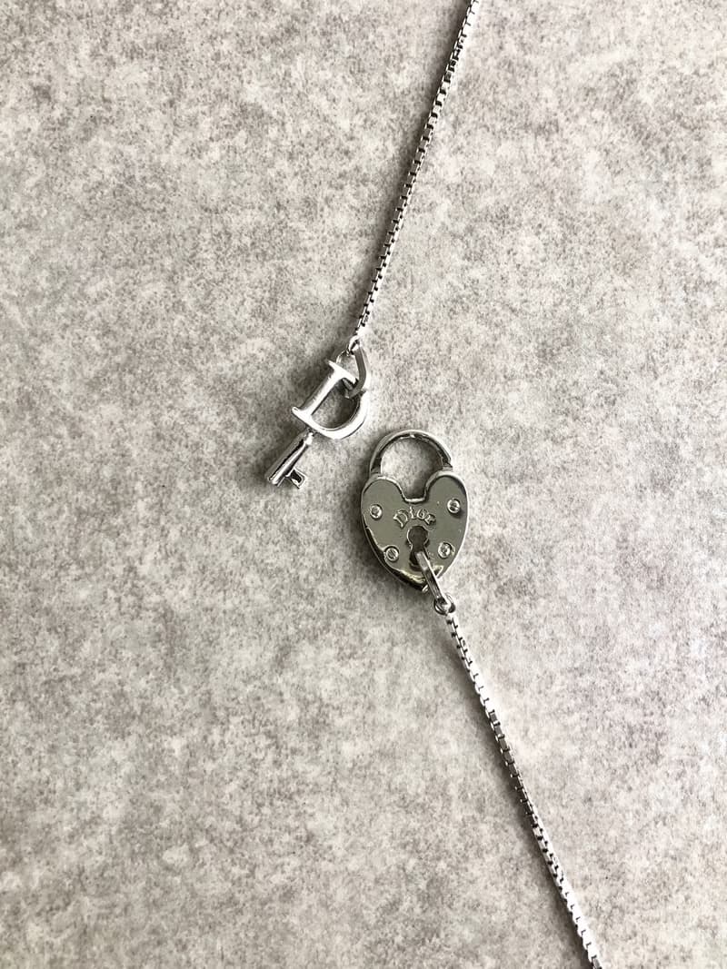 【 日本直送　名牌中古包 】Christian Dior クリスチャン ディオール ネックレス シルバー カデナ キー vintage オールド nk8vix
