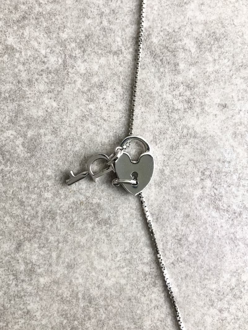 【 日本直送　名牌中古包 】Christian Dior クリスチャン ディオール ネックレス シルバー カデナ キー vintage オールド nk8vix