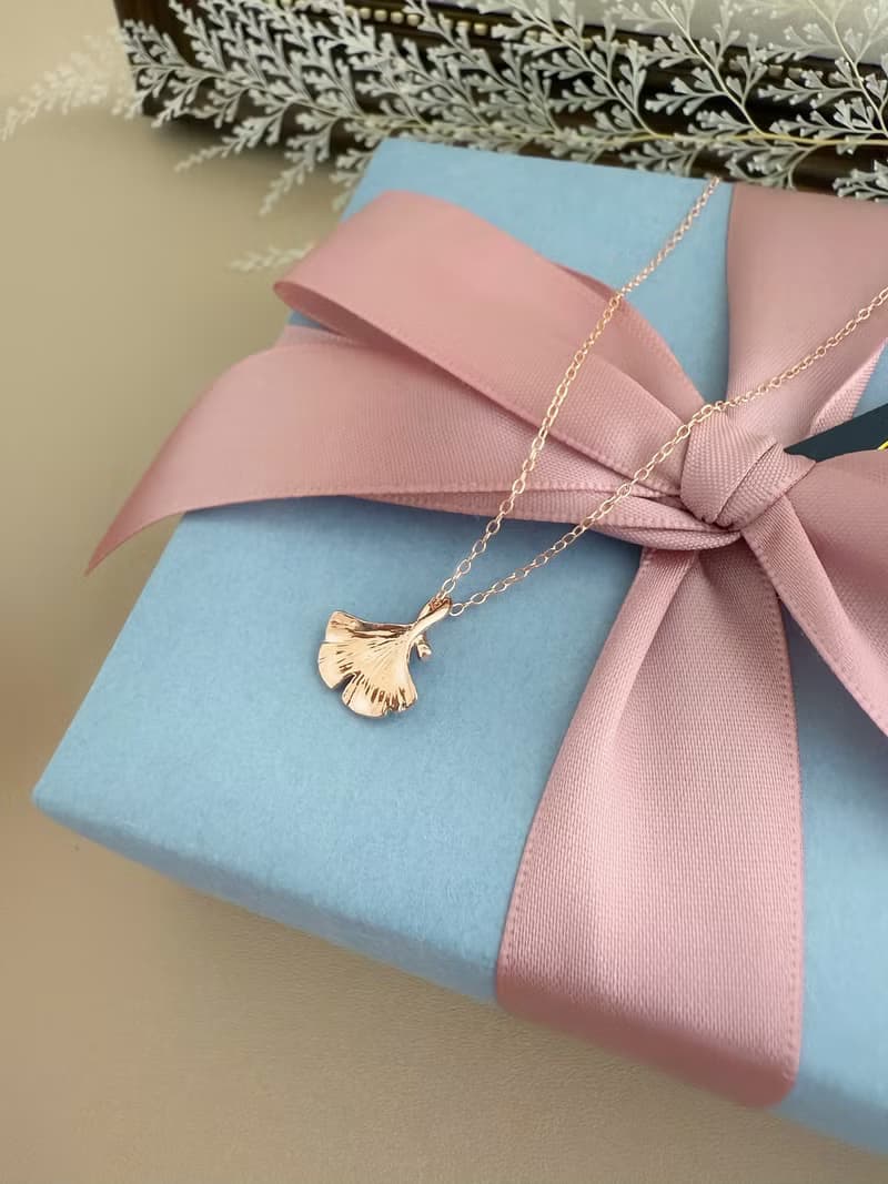 【精緻禮盒】玫瑰金銀杏葉項鍊 # 925純銀 溫柔 可愛