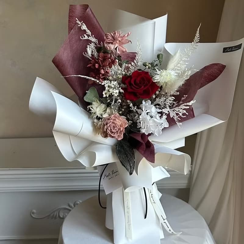 【遇見恆久】女孩與花永生玫瑰花束 共9款