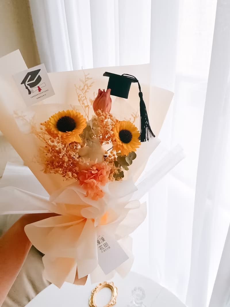 黃色向日葵永生乾燥花束 畢業花束  送禮 生日禮  韓式花束