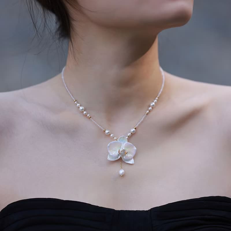 【蝴蝶蘭】春季新品炫彩珍珠水晶陶瓷鎖骨鏈項鏈胸針