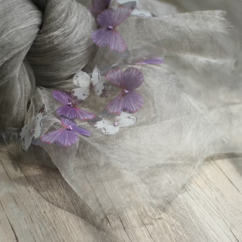 蝴蝶紗片+深淺色皺褶桑蠶絲薄紗雙層圍巾  麻卡其 Scarf