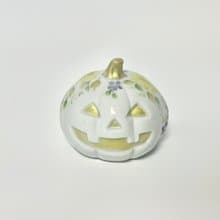 小さなハロウィンパンプキンの、磁器のオーナメント