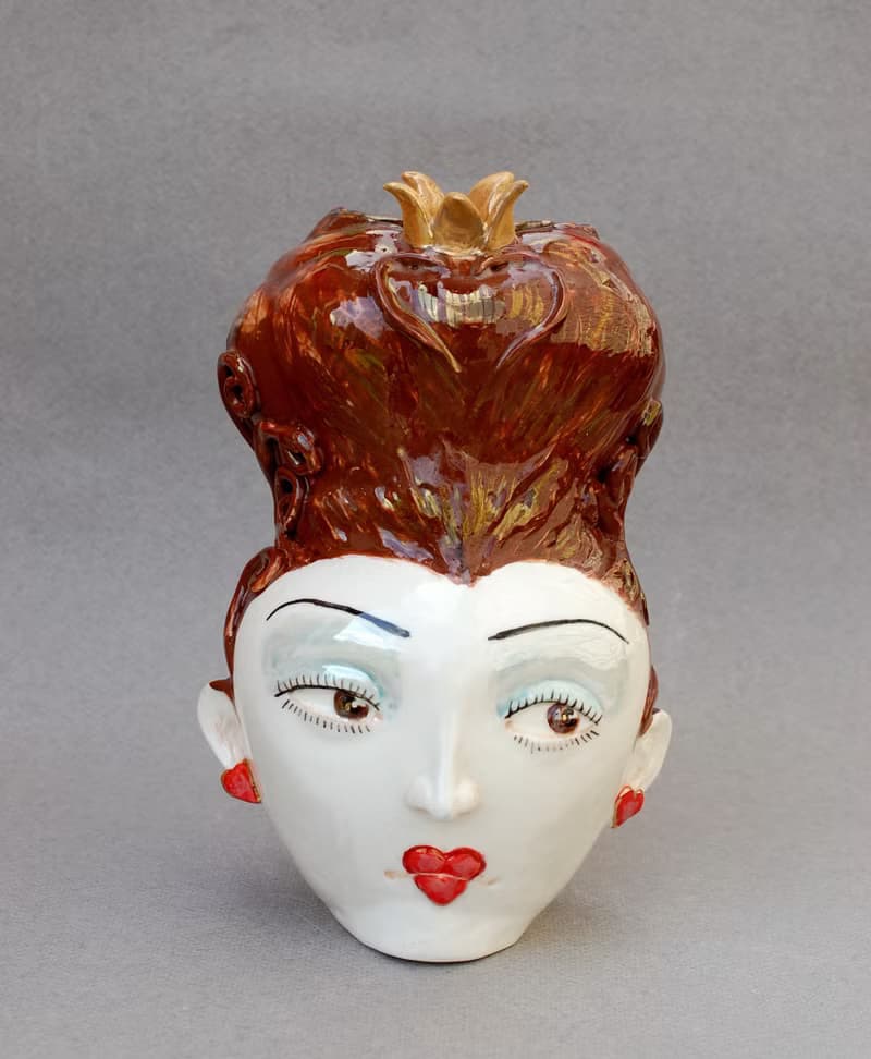 Head Vase Queen Alice in Wonderland Porcelain vase Face Ceramic sculpture head