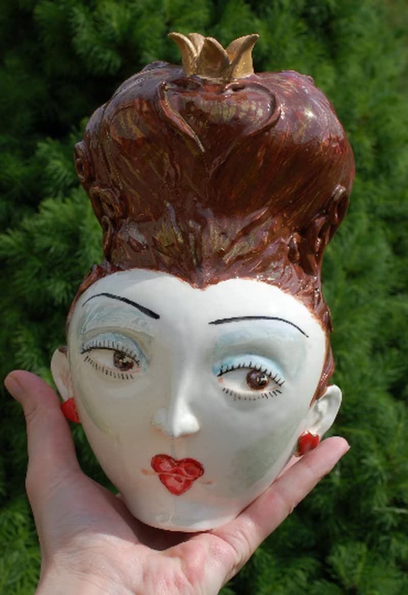 Head Vase Queen Alice in Wonderland Porcelain vase Face Ceramic sculpture head