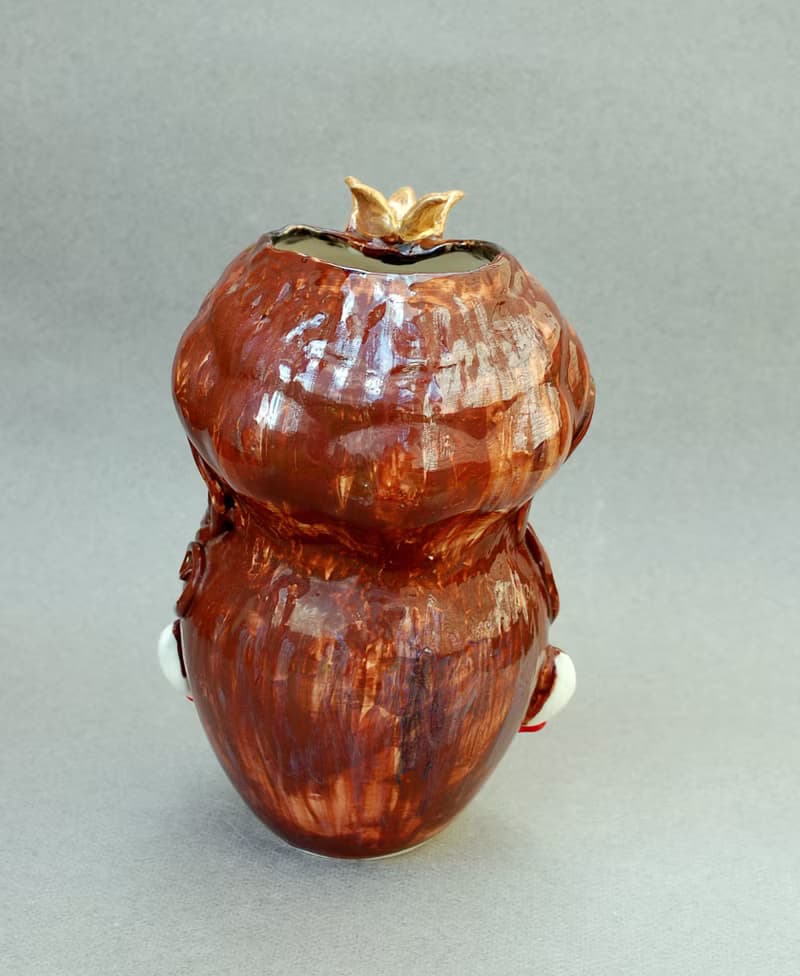 Head Vase Queen Alice in Wonderland Porcelain vase Face Ceramic sculpture head