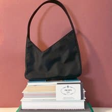Prada Nylon Shoulder Bag稀有獨特袋口手提腋下包 保證卡 中古