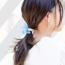 アクアマリン| 咲き編みヘアゴム | 3月誕生石