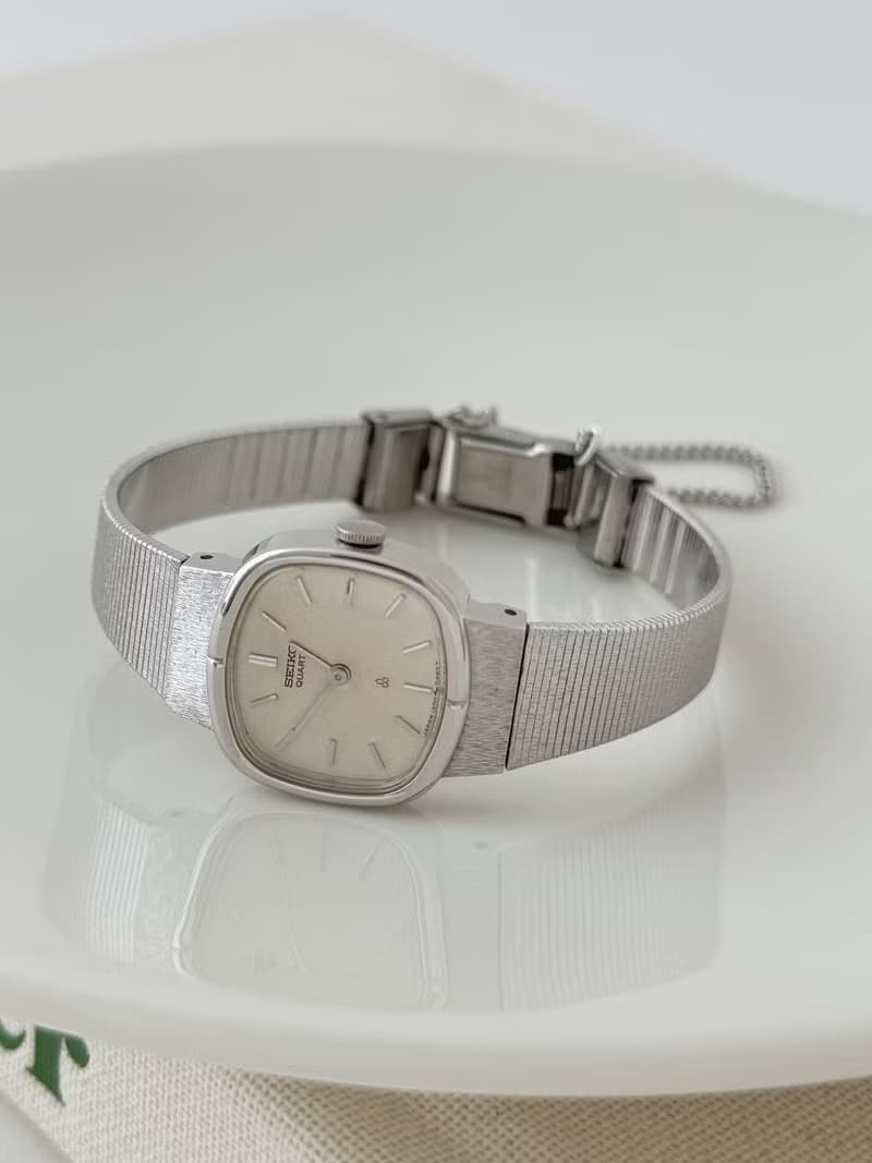 Vintage Seiko Silver Tone Bracelet Watch