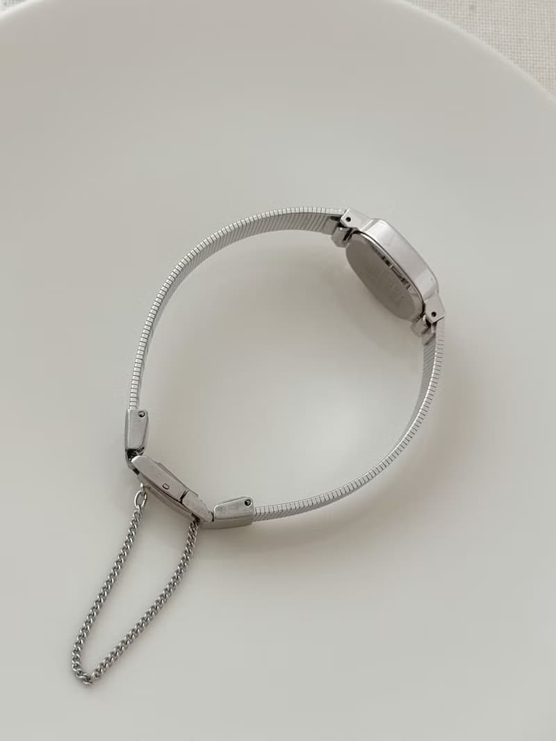 Vintage Seiko Silver Tone Bracelet Watch