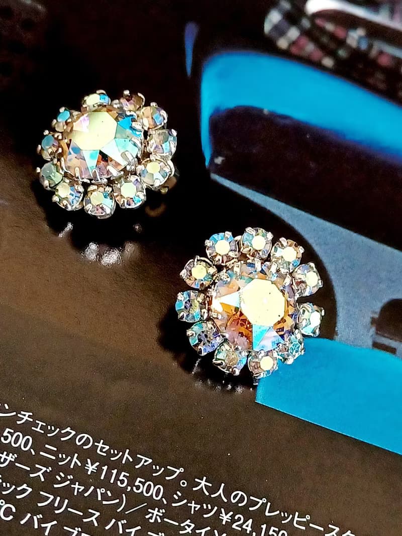 vintage jewelry  奧地利 典雅極光萊茵鑽 夾式耳環