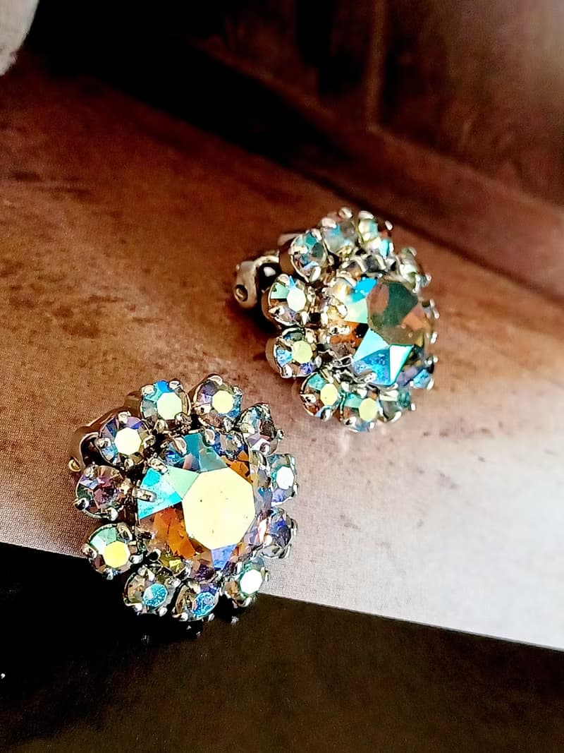 vintage jewelry  奧地利 典雅極光萊茵鑽 夾式耳環