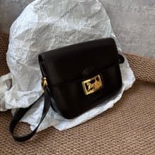 中古包 Celine 賽琳 經典朱古力色大馬車扣肩背包