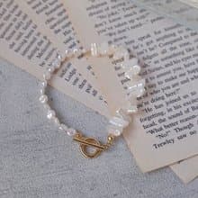 こなれ感パールブレスレット