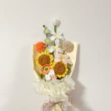 鈎針向日葵鬱金香花束