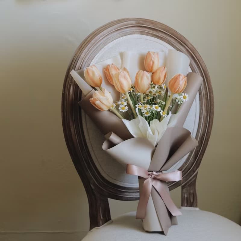 【拿一束浪漫走在路上】鮮花 鬱金香洋甘菊花束