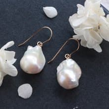 14kgf-fire ball pearl pierced earrings /can change to clip-on
