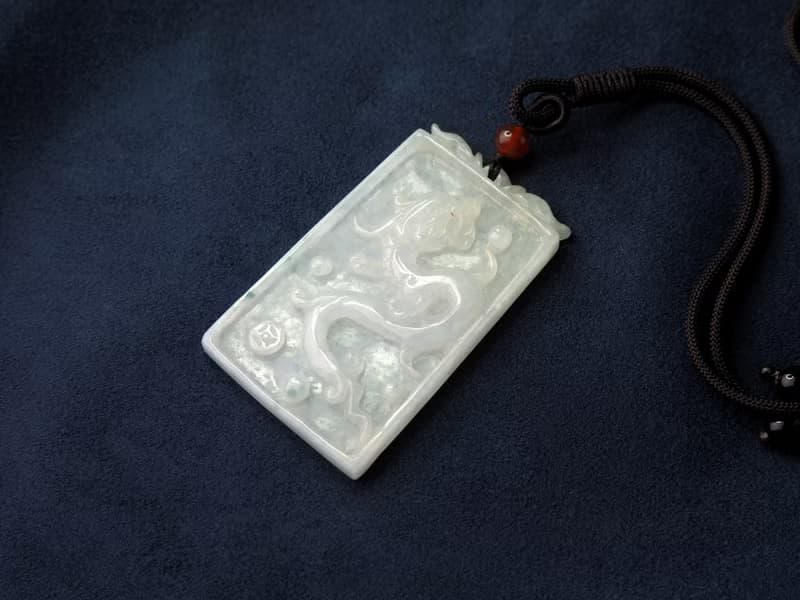 祥龍雕刻平安牌 | 冰糯種白翡 | 天然翡翠玉珮擺件