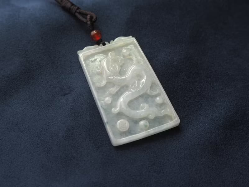 祥龍雕刻平安牌 | 冰糯種白翡 | 天然翡翠玉珮擺件