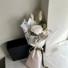 單朵永生白玫瑰花束